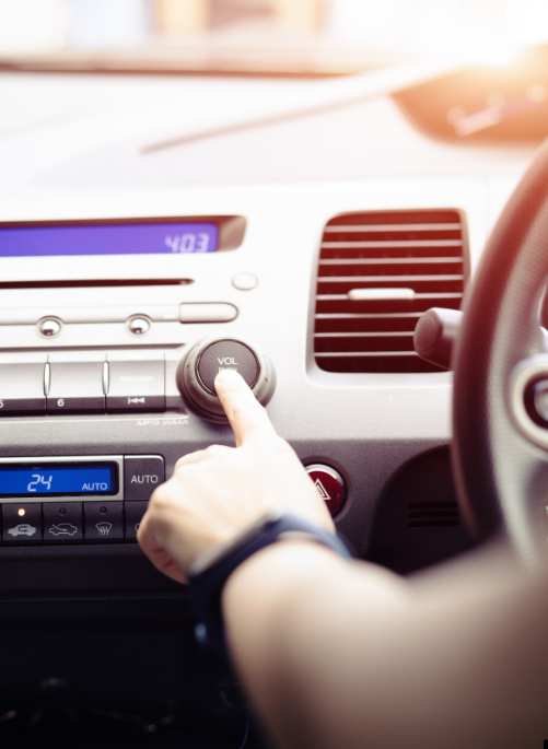 voiture-radio-musique